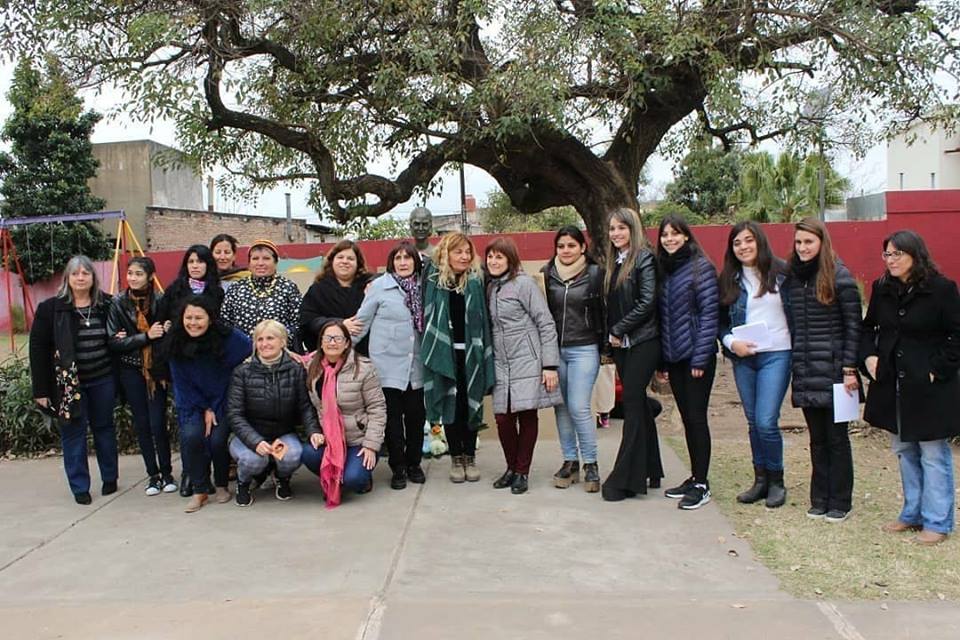 mujeres en el acto de eva peron