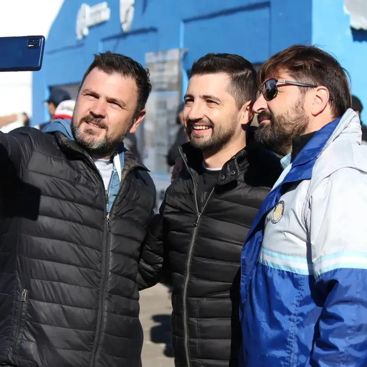 360113879_10223854796738795_2019237699086788746_n