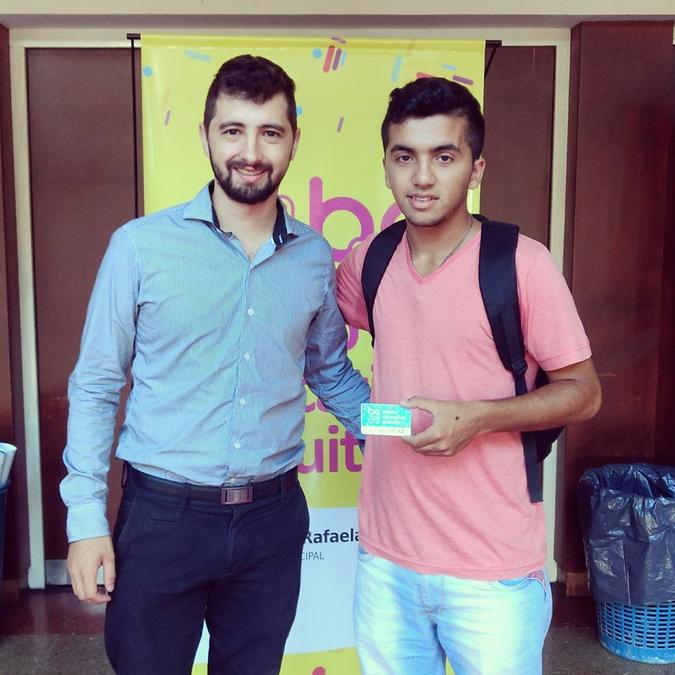 juan senn y pablo peralta tramitando el boleto educativo gratuito rafaela