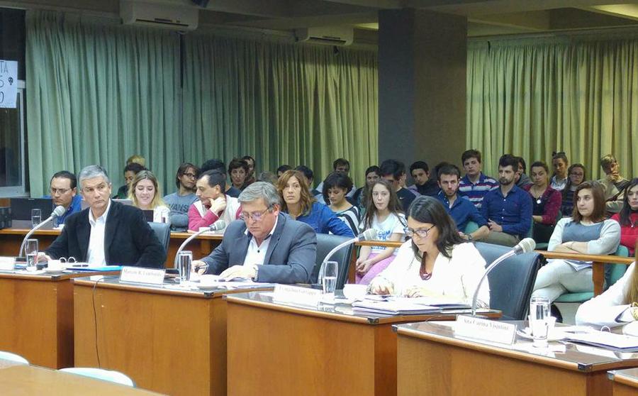 juan senn en la aprobacion del boleto educativo gratuito